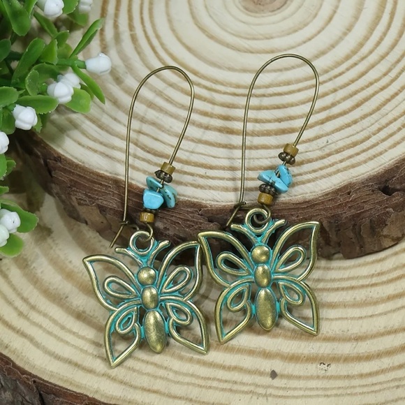Jewelry - (4/$25)💕Bronze & teal butterfly earrings